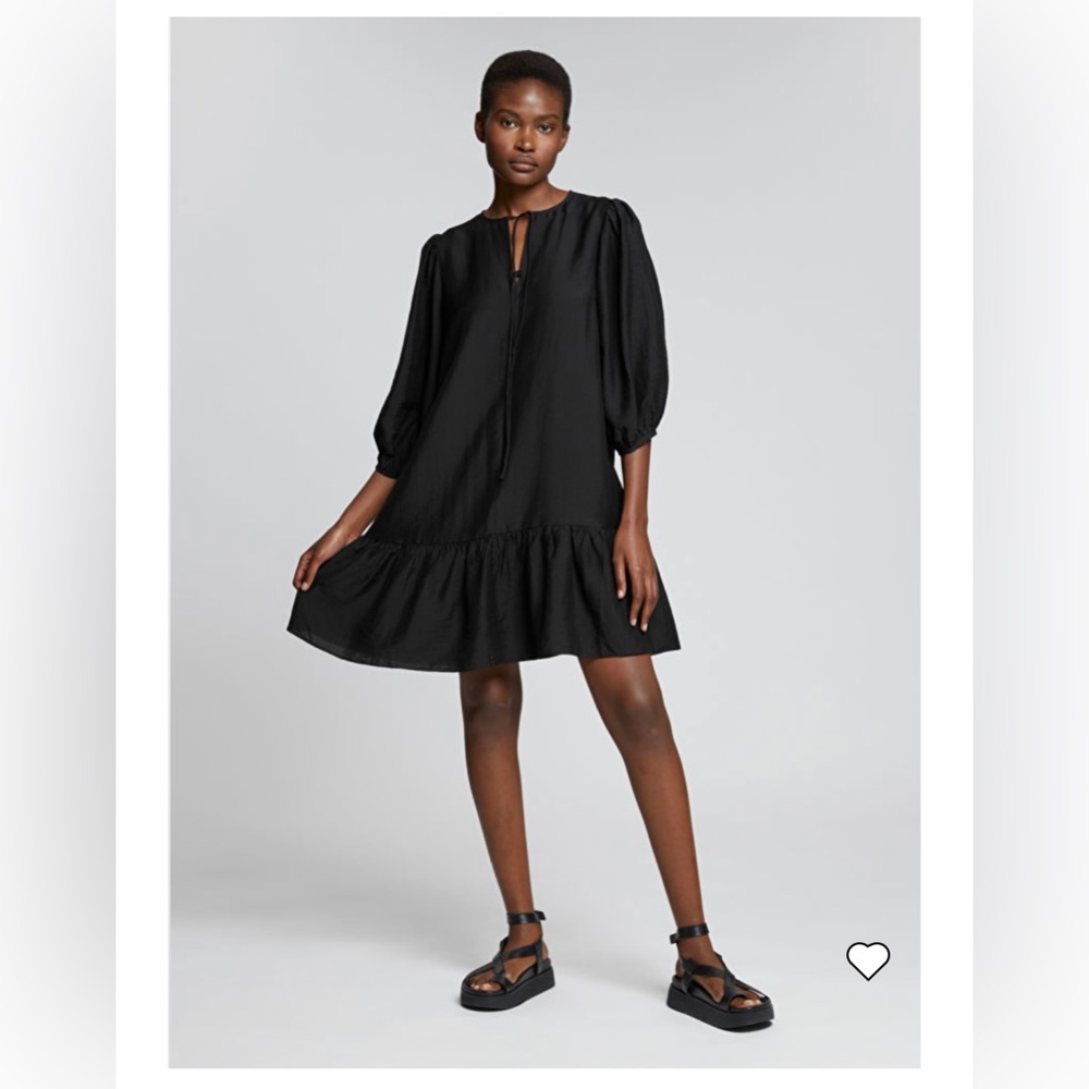 & Other Stories Loose-Fit Puff Sleeve Black Dress Women’s Small